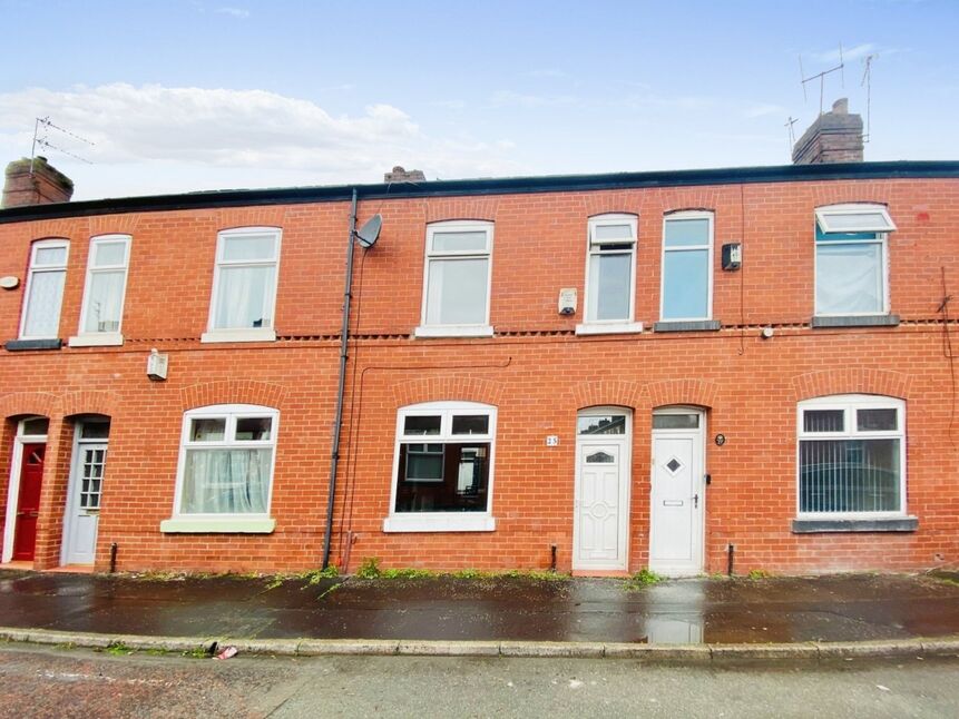 Main image of 2 bedroom Mid Terrace House for sale, Suffolk Street, Salford, Greater Manchester, M6