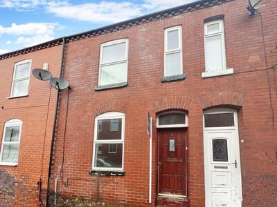 2 bedroom Mid Terrace House for sale