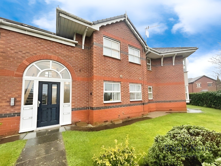 Main image of 2 bedroom  Flat for sale, Northenden Road, Sale, Greater Manchester, M33