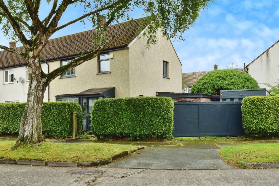 3 bedroom End Terrace House for sale