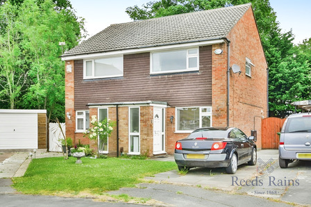 2 bedroom Semi Detached House to rent