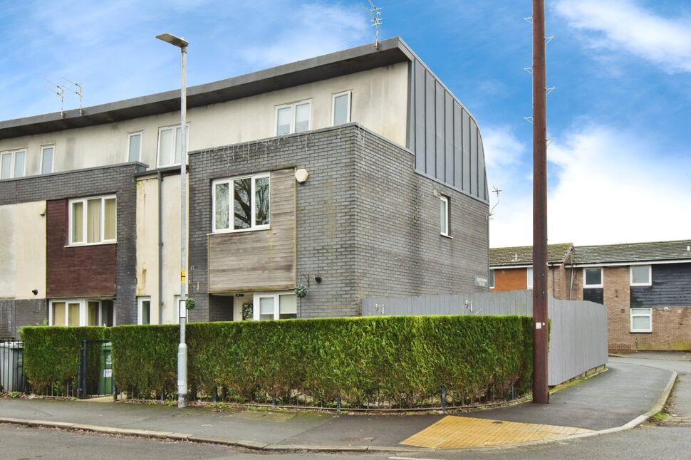 Main image of 3 bedroom End Terrace House for sale, Epsom Avenue, Sale, Greater Manchester, M33