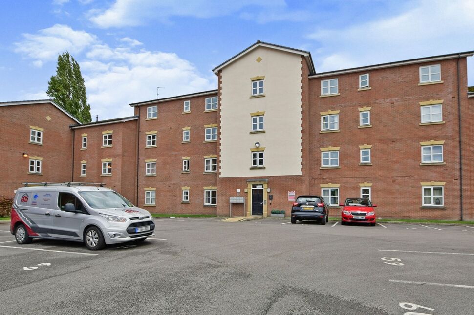 Main image of 2 bedroom  Flat for sale, Lawnhurst Avenue, Manchester, Greater Manchester, M23