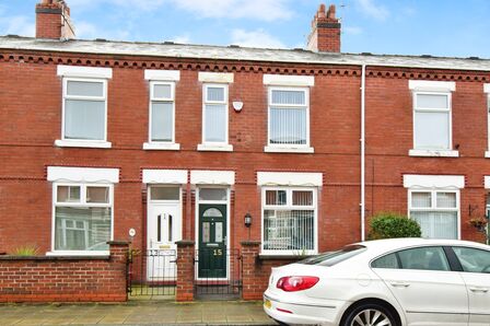 2 bedroom Mid Terrace House for sale