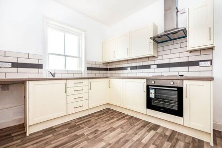 3 bedroom  Flat for sale