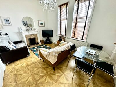 Argyle Road, 2 bedroom  Flat for sale, £185,000