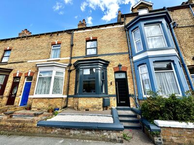Langdale Road, 5 bedroom Mid Terrace House for sale, £280,000