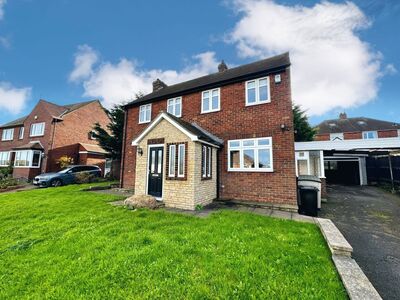 Scardale Crescent, 3 bedroom Detached House to rent, £1,300 pcm