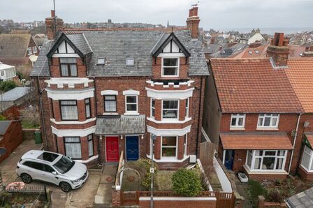 North Road, 6 bedroom Semi Detached House for sale, £315,000