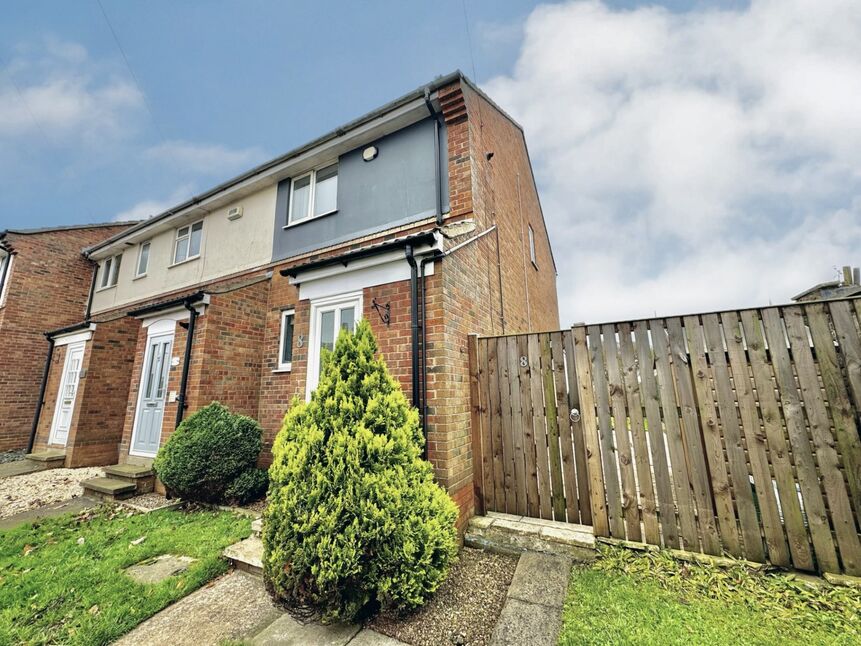 Main image of 2 bedroom End Terrace House for sale, Beck Mews, Main Street, Scarborough, YO11