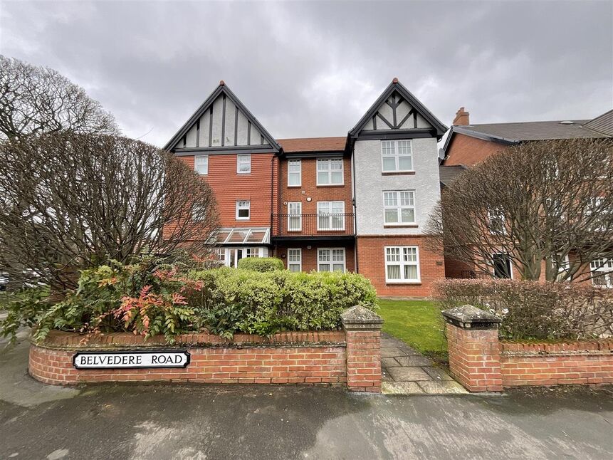 Main image of 2 bedroom  Flat to rent, Belvedere Road, Scarborough, North Yorkshire, YO11