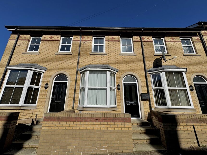 Main image of 2 bedroom Mid Terrace House for sale, Norwood Street, Scarborough, North Yorkshire, YO12