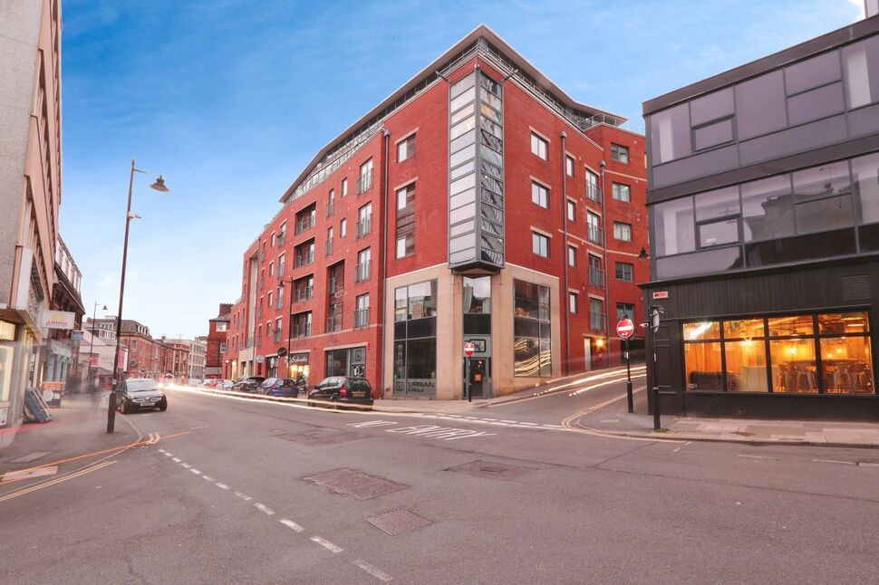 Main image of 2 bedroom  Flat for sale, Vicar Lane, Sheffield, S1