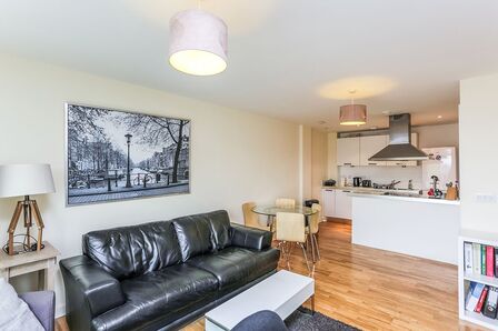 1 bedroom  Flat for sale