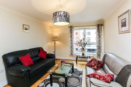 2 bedroom  Flat for sale