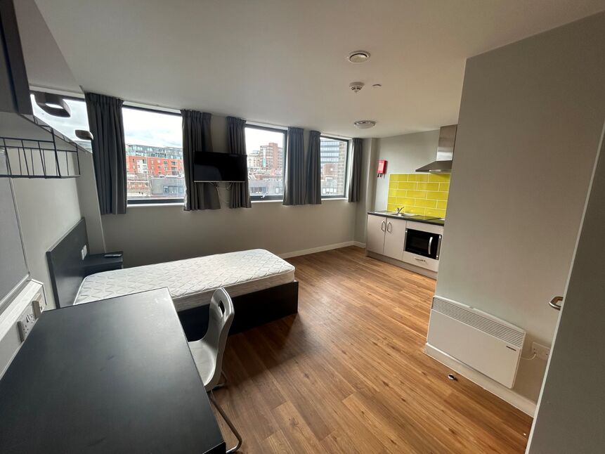 1 bedroom  Flat for sale