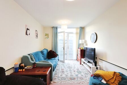 1 bedroom  Flat for sale