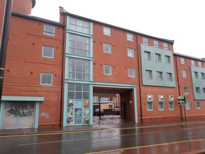 Fornham Street, 2 bedroom  Flat to rent, £825 pcm