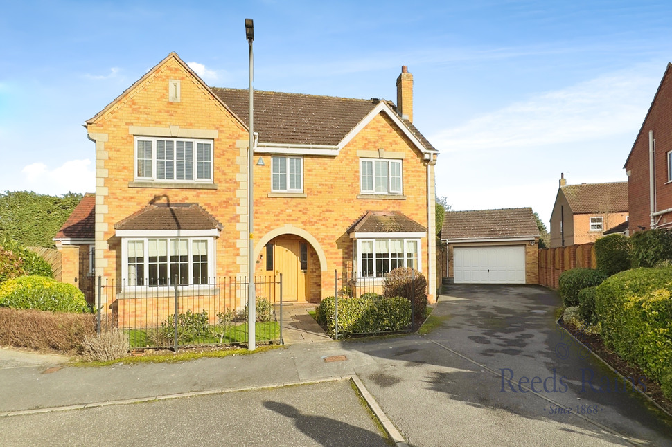 5 bedroom Detached House for sale