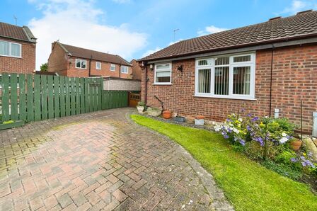 Coupland Road, 2 bedroom Semi Detached Bungalow for sale, £155,000