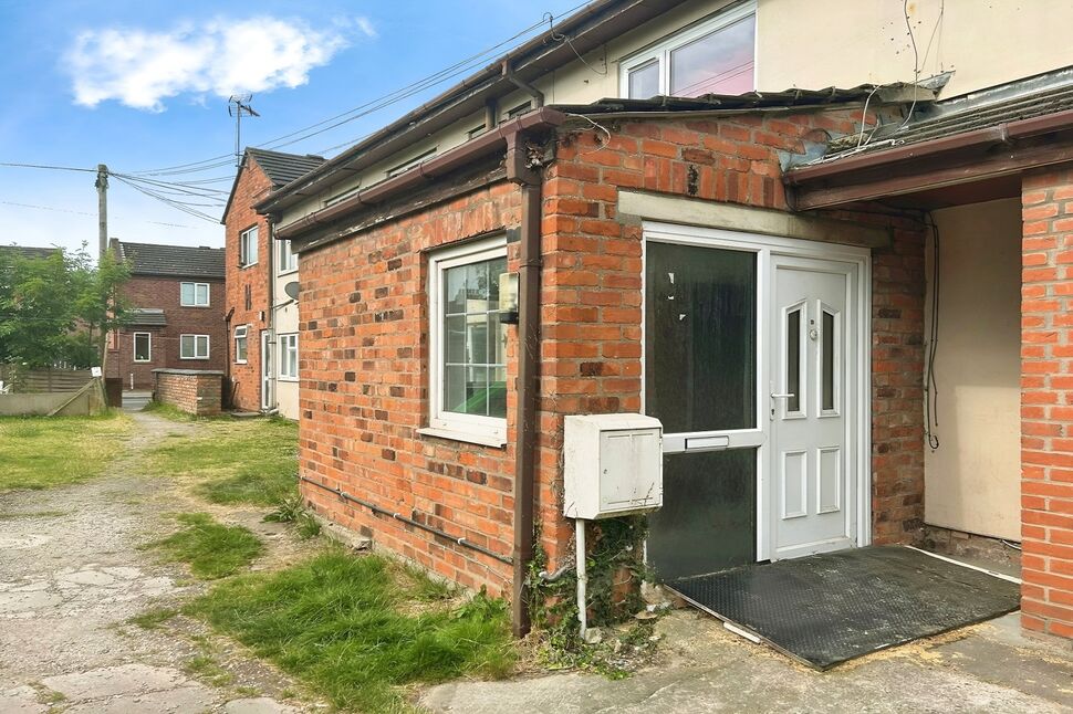 Main image of 1 bedroom  Flat for sale, Holmes Lane, Selby, North Yorkshire, YO8