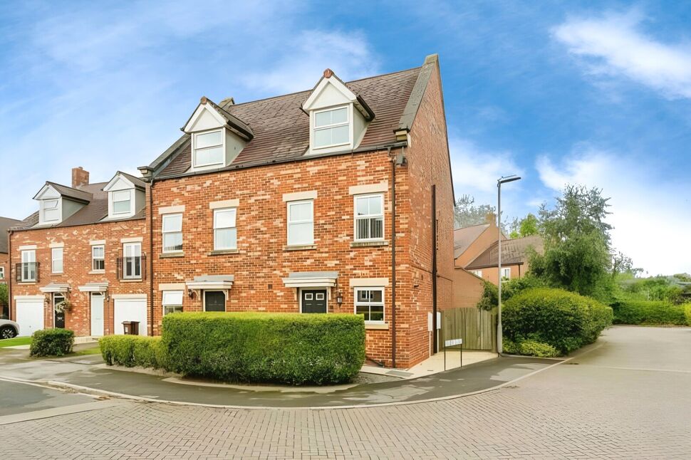 Main image of 3 bedroom Semi Detached House for sale, Oak Way, Selby, North Yorkshire, YO8