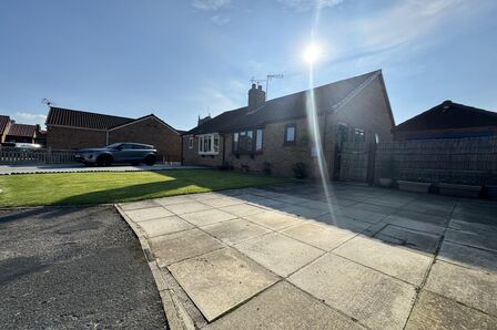 2 bedroom Semi Detached Bungalow for sale