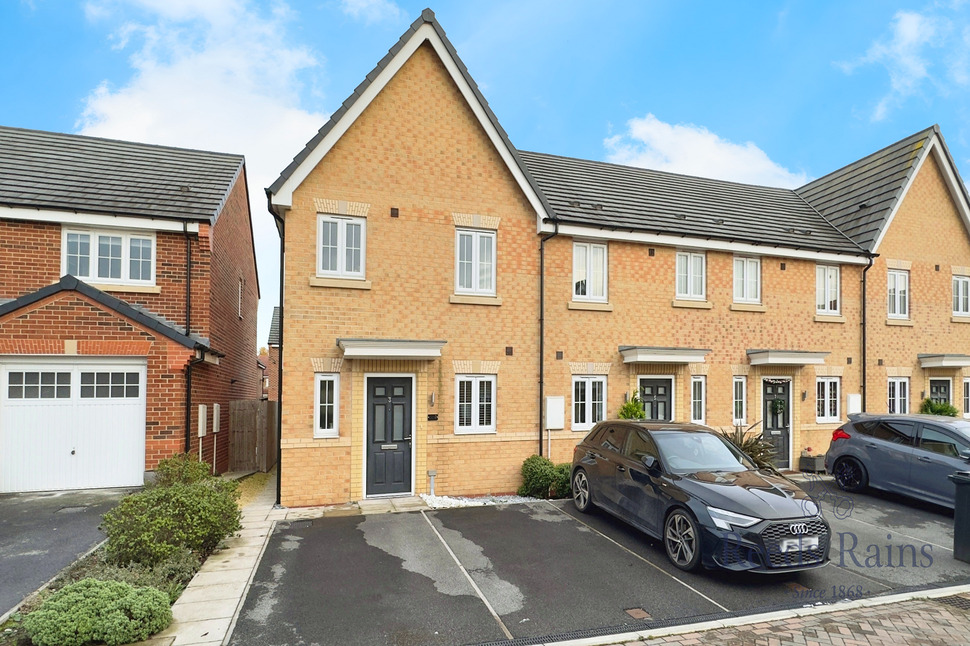 Main image of 3 bedroom End Terrace House for sale, Bridle Mews, Thorpe Willoughby, North Yorkshire, YO8