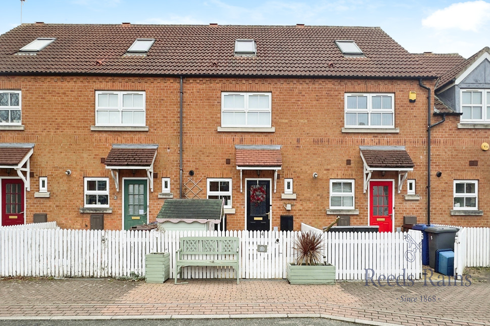 Main image of 3 bedroom Mid Terrace House for sale, Carpenters Court, Selby, North Yorkshire, YO8