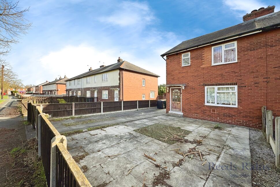 Main image of 3 bedroom Semi Detached House for sale, Abbots Road, Selby, North Yorkshire, YO8