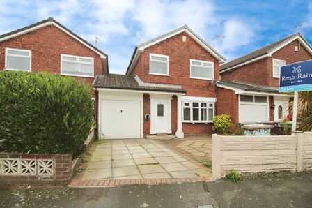 Nursery Road, 3 bedroom Detached House to rent, £950 pcm