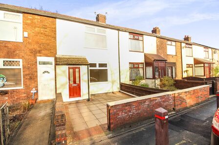 Gartons Lane, 2 bedroom Mid Terrace House to rent, £725 pcm