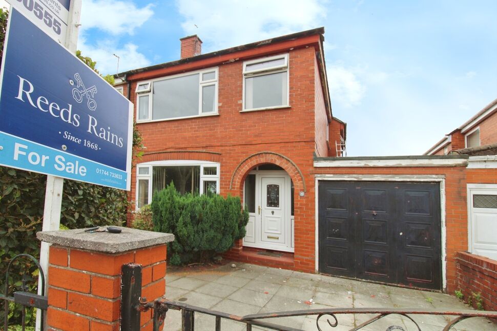 Main image of 3 bedroom Semi Detached House for sale, Hawthorne Avenue, Great Sankey, Cheshire, WA5