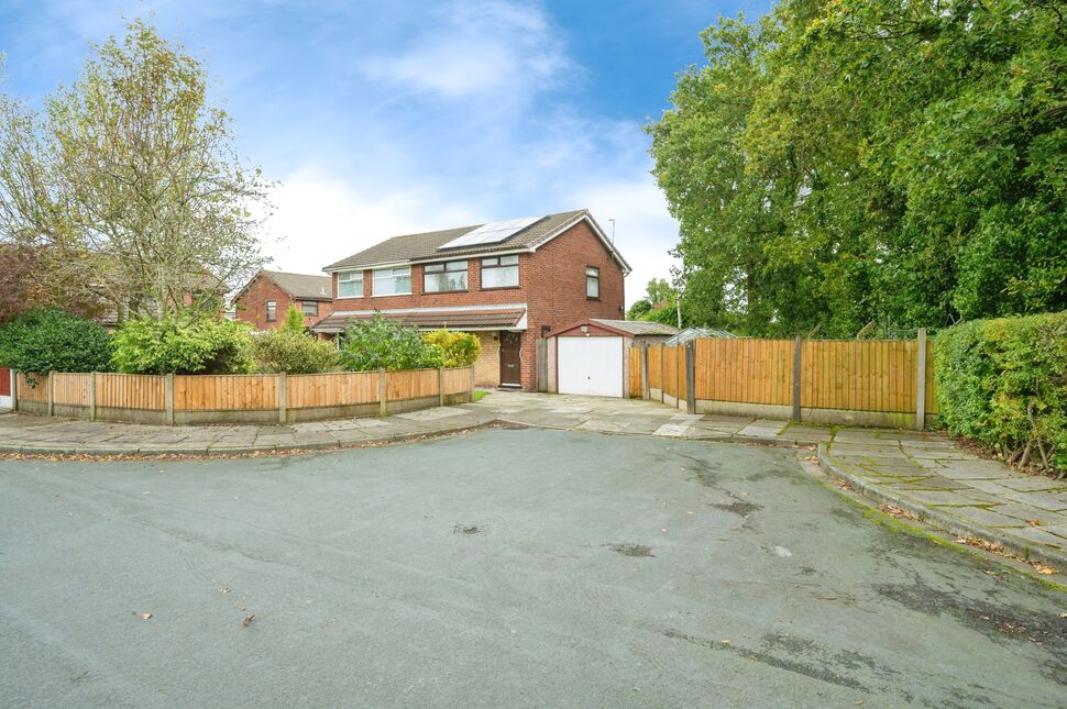 Main image of 3 bedroom Semi Detached House for sale, Meadowcroft, St. Helens, Merseyside, WA9