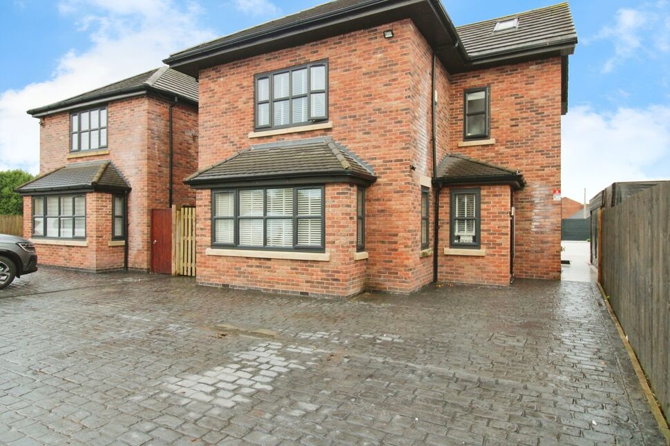 Main image of 5 bedroom Detached House to rent, John Molyneux V C Close, St. Helens, Merseyside, WA9