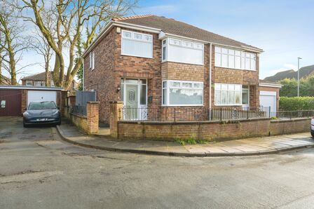 Hodder Close, 3 bedroom Semi Detached House for sale, £200,000