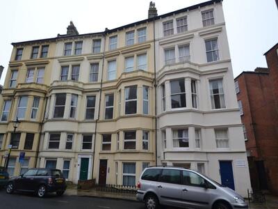 2 bedroom  Flat to rent