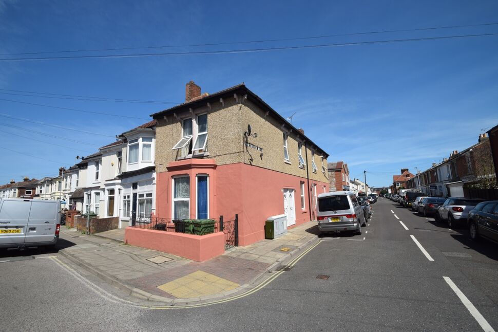 Main image of 2 bedroom  Flat to rent, Fawcett Road, Southsea, Hampshire, PO4