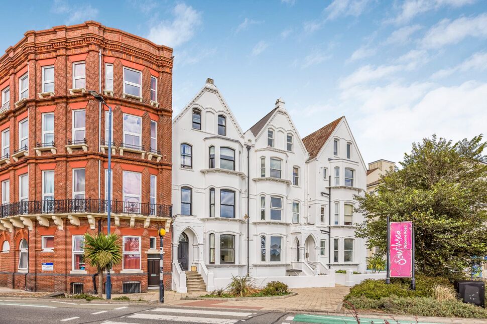 Main image of 3 bedroom  Flat for sale, Osborne Road, Southsea, Hampshire, PO5