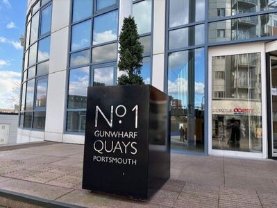 Gunwharf Quays, 2 bedroom  Flat to rent, £2,600 pcm