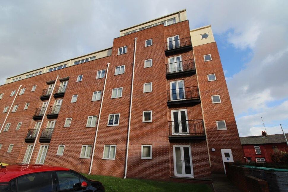 Main image of 2 bedroom  Flat for sale, Hessel Street, Salford, Greater Manchester, M50