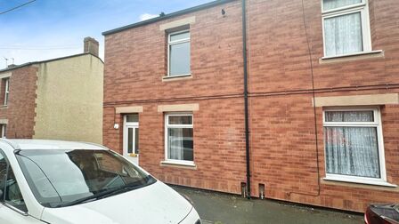 Poplar Street, 2 bedroom End Terrace House to rent, £450 pcm