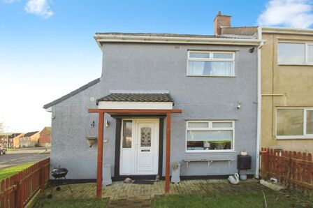 Kirkfield Gardens, 2 bedroom End Terrace House for sale, £99,950