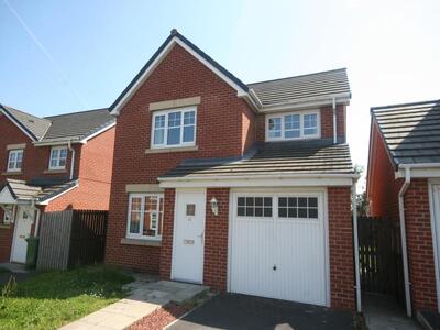 3 bedroom Detached House to rent