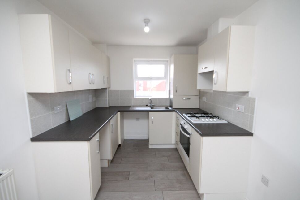 Main image of 2 bedroom  Flat for sale, Raby Road, Hartlepool, Durham, TS24