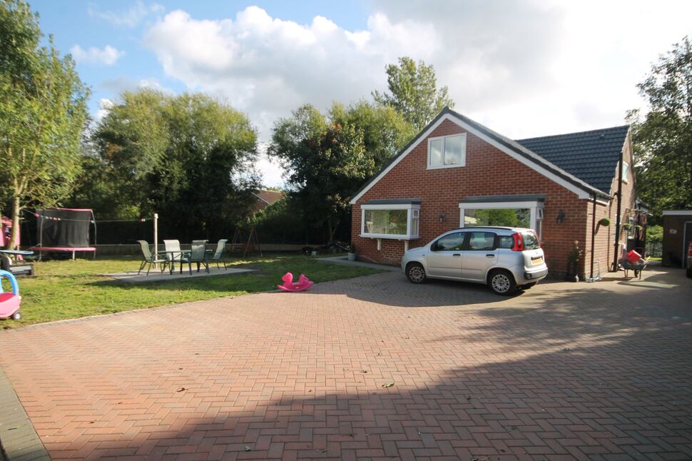 Main image of 3 bedroom Detached Bungalow for sale, Darlington Road, Stockton-on-Tees, Durham, TS18