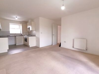 Raby Road, 2 bedroom  Flat for sale, £76,000