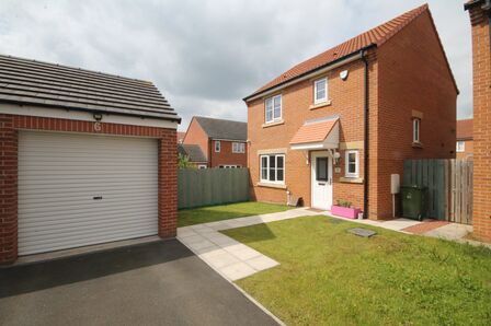 3 bedroom Detached House to rent