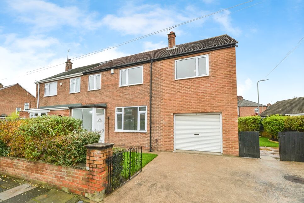 Main image of 5 bedroom Semi Detached House for sale, Springfield Avenue, Stockton-on-Tees, Durham, TS18