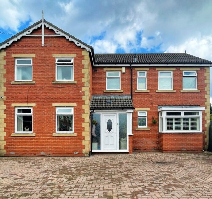 Main image of 4 bedroom Detached House for sale, Fairfield Close, Stockton-on-Tees, Durham, TS19